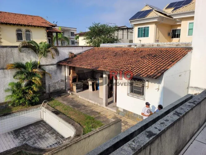TERRENO PLANO ÀVENDA COM 250 M² EM VILA VALQUEIRE