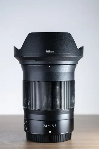 Lente Nikon Nikkor 24mm f1.8 S