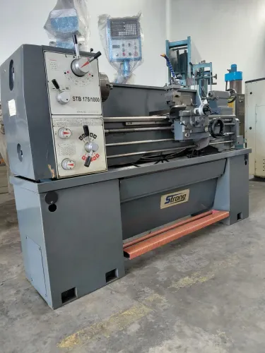 Torno Mecânico 175x1000