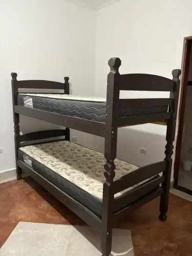 Beliche de Madeira Maciça + 2 Colchões Ortobom Premium