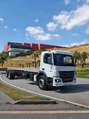 MERCEDES BENZ ATEGO 2426