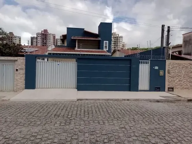 Duplex 210m² com 4/4 sendo 3 suites e Piscina privativa próx a MARIA LACERDA - Nova Parnam