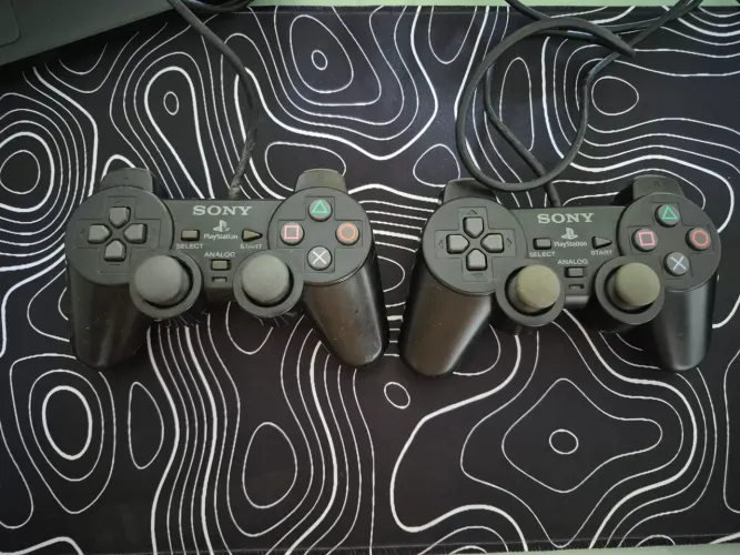Controles originais de PS2