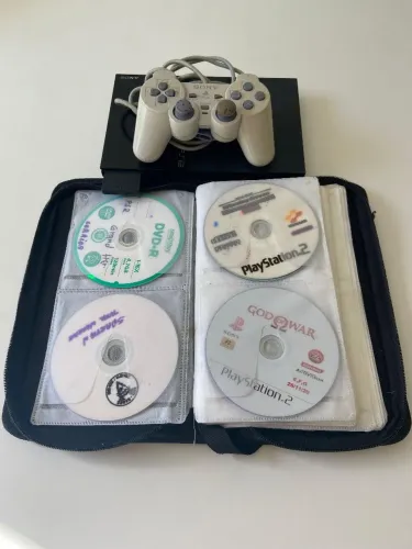 Playstation 2 com varios jogos