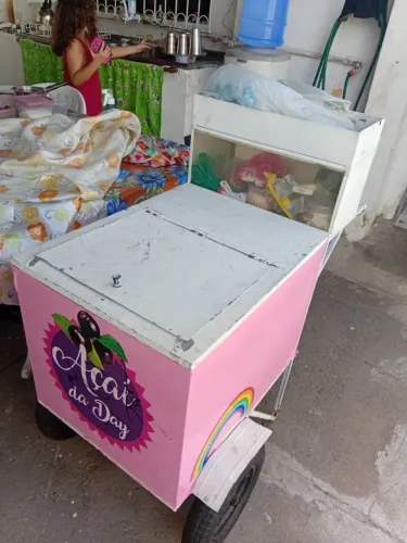 Carrinho de açaí pra vende no bairro Planalto