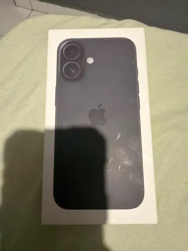 Caixa iPhone 16