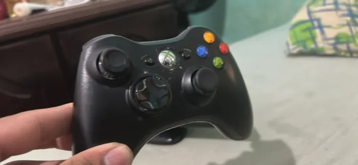 Kinect e 2 controles XBOX 360