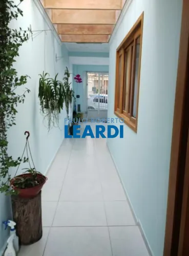 CASA ASSOBRADADA - VILA CAMPO GRANDE - SP