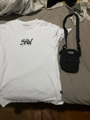 Camisa mais bag baw original nunca usado
