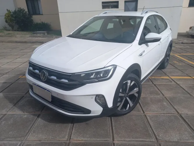 Volkswagen Nivus Highline 1.0 200 TSI Flex AUT 2021