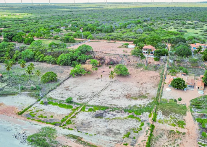 Casa Terreno na praia de morro pintado