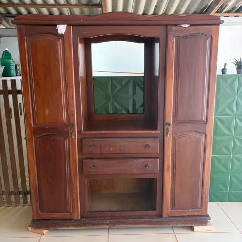 Pra vender Logo, Guarda Roupa