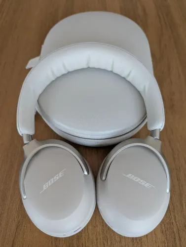 Bose QuietComfort Ultra - Branco (Smoke white) - estado de novo - 10x sem juros
