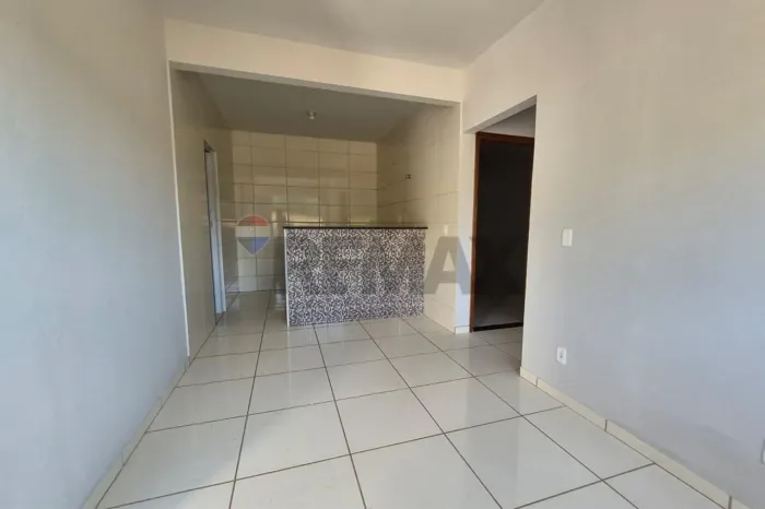 Aluga Apartamento no Jardim Ypê