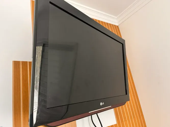 TV LG Full HD 32? - avaria 