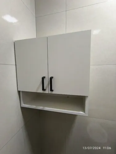 Armário de parede pequeno