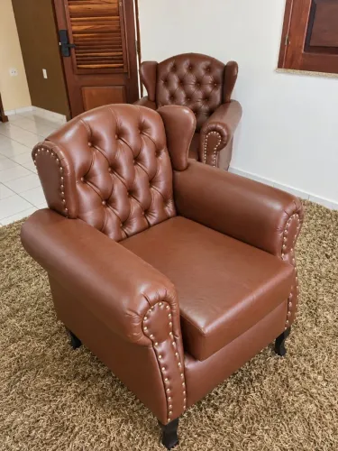 Poltrona Chesterfield Clássica Capitonê
