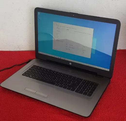 Notebook HP 17.3" Touch - AMD A8 Quad-Core - 16GB RAM - SSD 240GB - Radeon R5 1 GB
