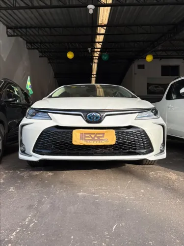 Toyota Corolla Altis Prem. Hybrid 1.8 Flex AUT 2024