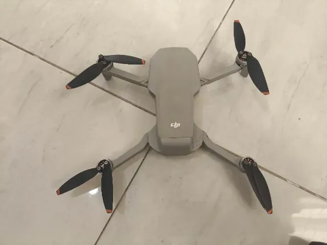 DJI Mini 4K Danificado para Reparo ou Retirada de Peças