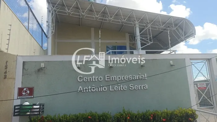 Sala comercial para locação no bairro Santa Fé, Campo Grande-MS: 1 sala, 1 banheiro, 1 vag