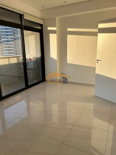Sala Comercial para locação na Vila Osasco, Osasco-SP: 1 Sala, 1 Banheiro, 1 Vaga de Garag