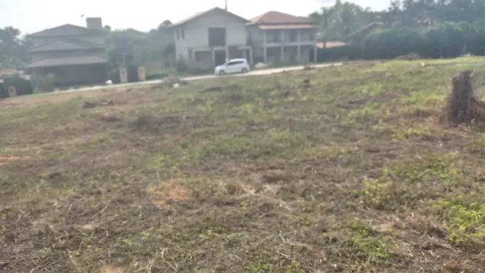 LOTE DE 1960m2 - CONDOMÍNIO VITORINA PARK
