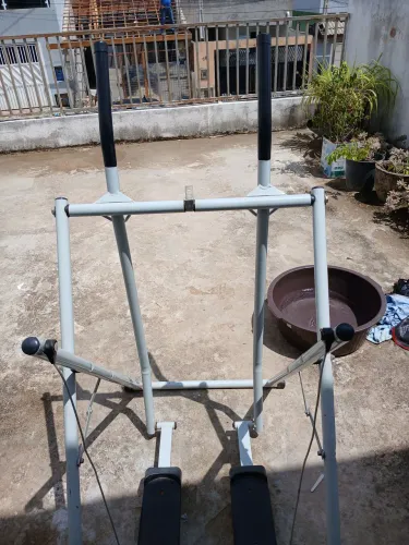 Vendo simulador de caminhada em perfeito estado 