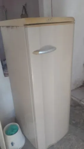 Vendo geladeira