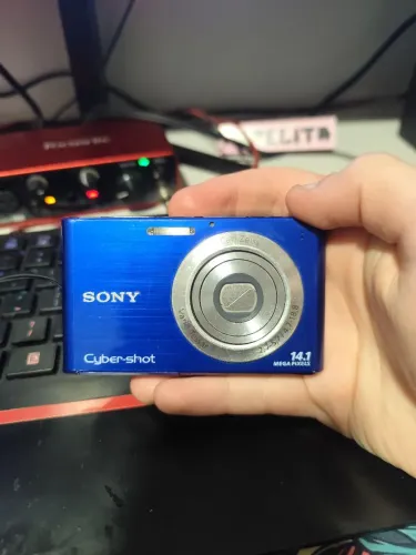 Sony Cybershot DSC-W330