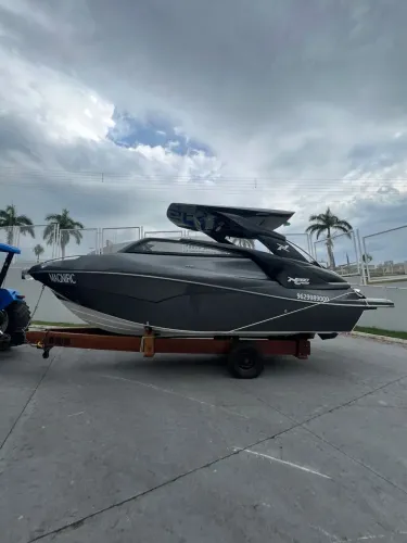 Lancha NXboats 280 