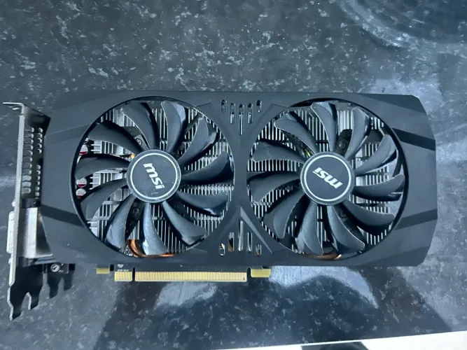 RX 570 8GB