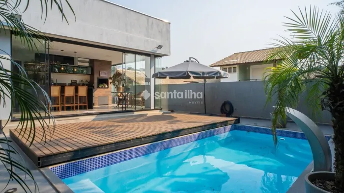 Casa em condomínio fechado com 4 suítes à venda, 235m² - Cachoeira do Bom Jesus - Florianó