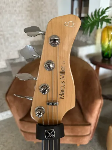 Contrabaixo Sire V3 Marcus Miller Ativo