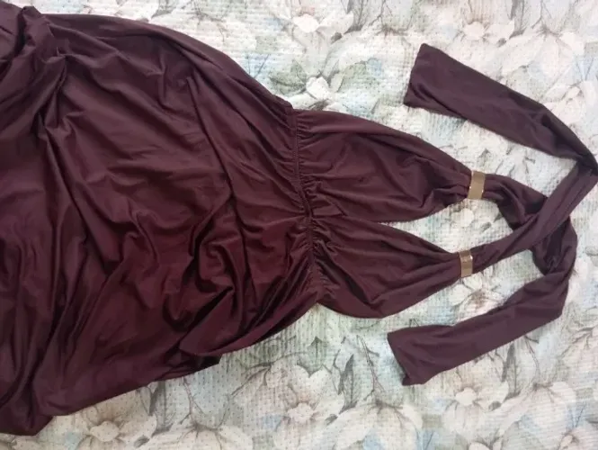 Vestido de festa marrom ?