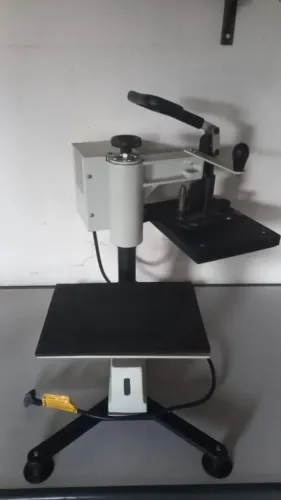 Prensa Sublimática Plana modelo Metalnox 38 x 28 usada