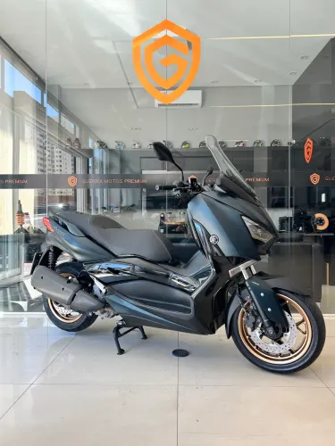 Yamaha Xmax 250