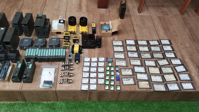 Lote de peças para automação industrial