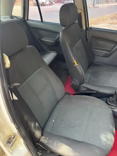 Volkswagen Gol Geração IV Trend 1.0 8V MI Total Flex Mec. 2P 2013