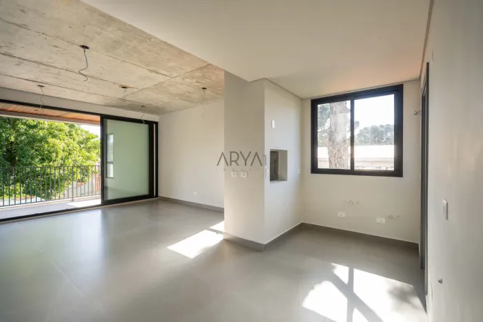 Apartamento à venda no Hugo Lange ARYA1