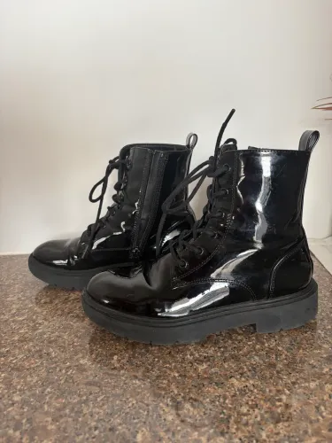 Bota/ coturno menina