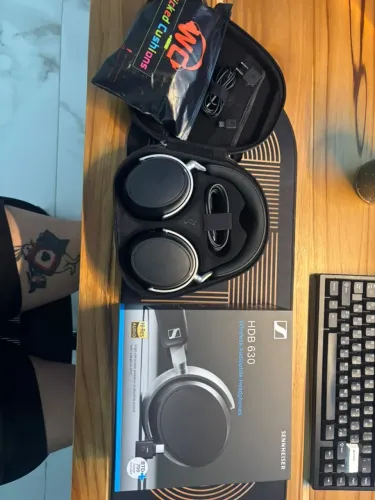 Headphone Wireless Sennheiser HDB 630