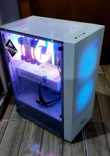 PC GAMER RX 580 8Gb