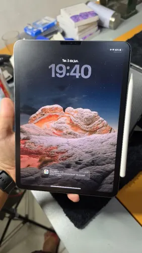 iPad Pro 11" M1 3? geração (2021) com Apple pencil 2? geração 