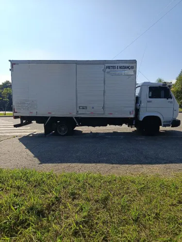 Vendo caminhão Volkswagen 8/120