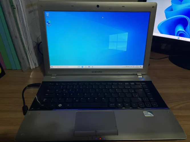 Notebook Samsung RV411 com SSD - Windows 10