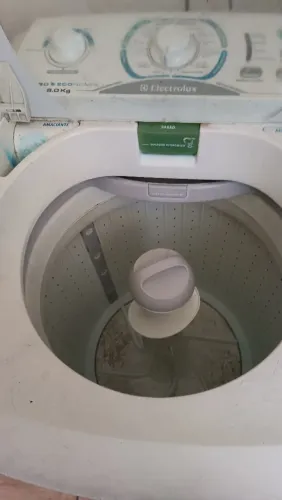 Maquina de lavar e geladeira