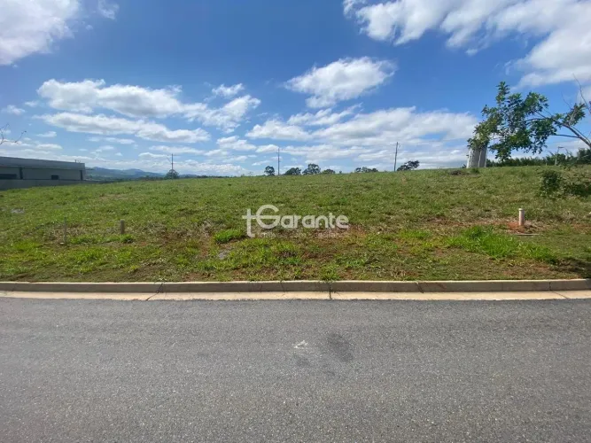 Terreno em Atibaia condomínio fechado para venda com 360m²