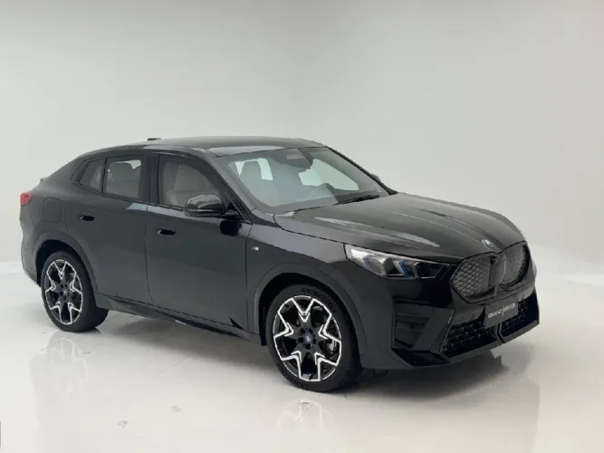 BMW IX 2 Xdrive 30 M Sport (elétrico) 2025