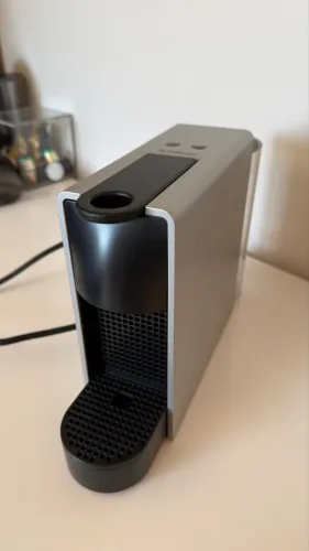 Nespresso Essenza Mini - Nova